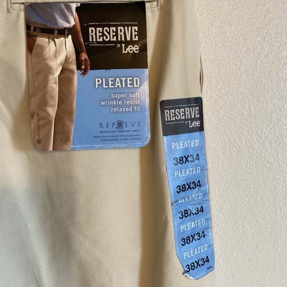 Men’s khakis - Picture 3 of 4